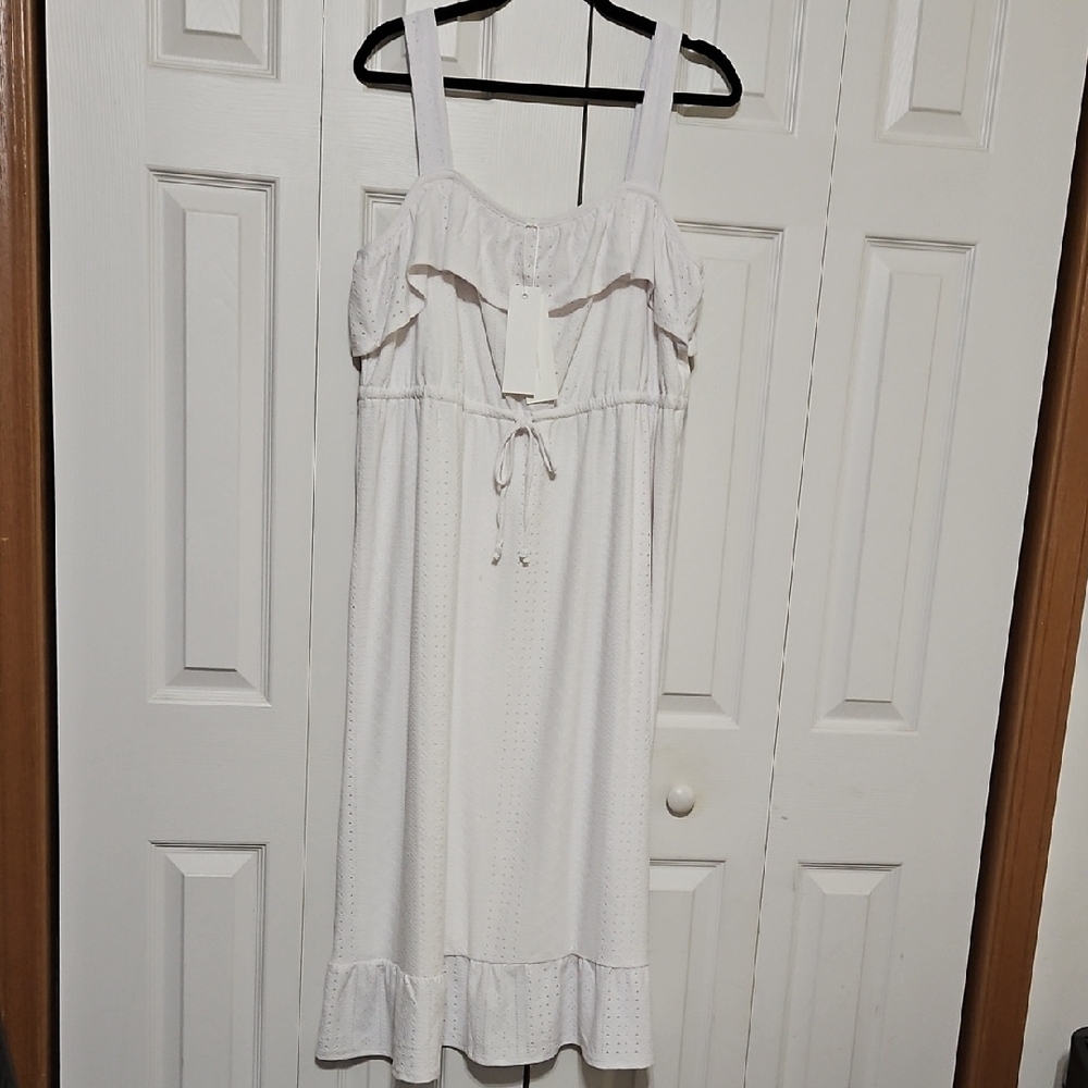 *PRICE FIRM* NWT Adyson Parker White Eyelet Textured Dress